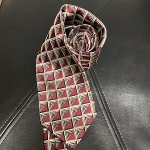 Daniel Craig brown /blue/tan triangle silk necktie